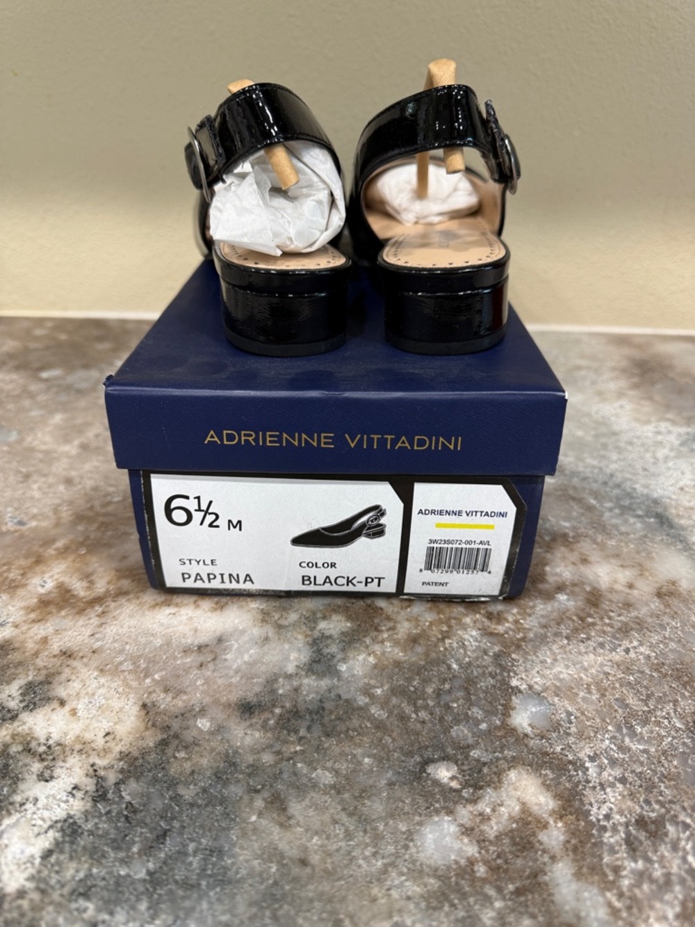 Adrienne Vittadini Black Patent Pointed Slingback Flats - Picture 3 of 4